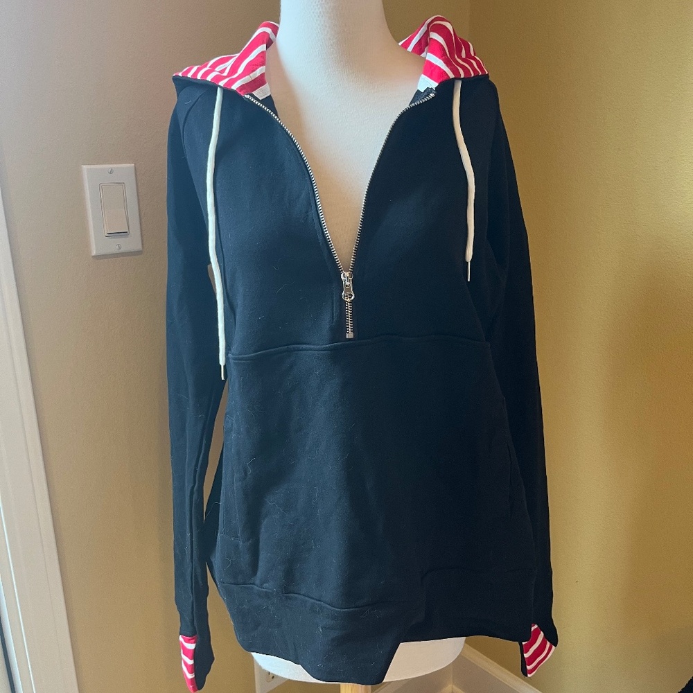 7 Degrees Women’s Large Pullover Hoodie